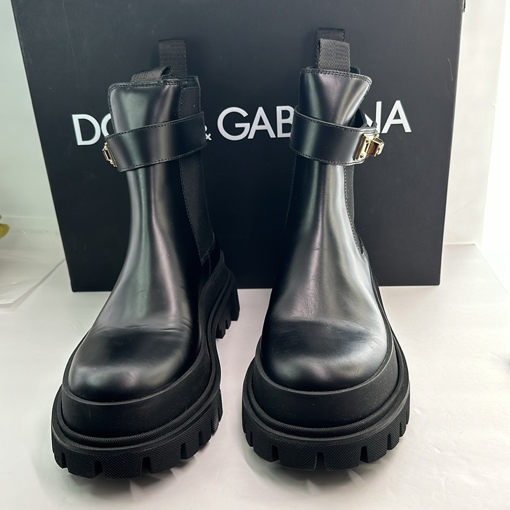 New Authentic DOLCE & GABBANA
LEATHER CHELSEA BOOTS - Picture 6 of 12